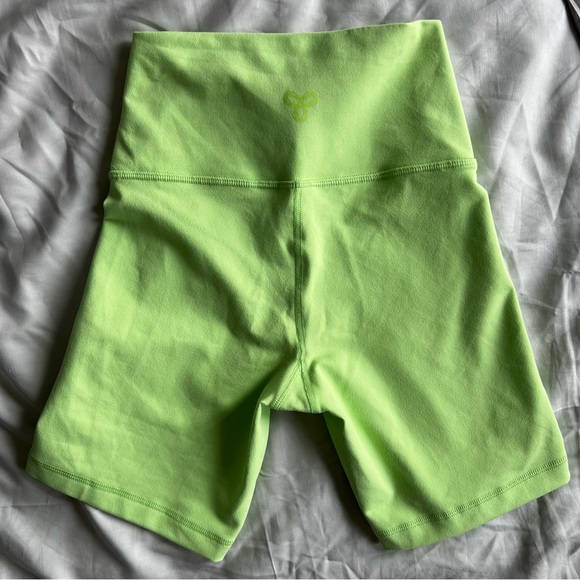 TNA Atmosphere Short 7” - Picture 2 of 8